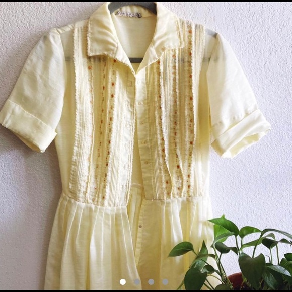 L’aiglon Vintage Parisian baby yellow embroidered floral 40s dress - Picture 1 of 4